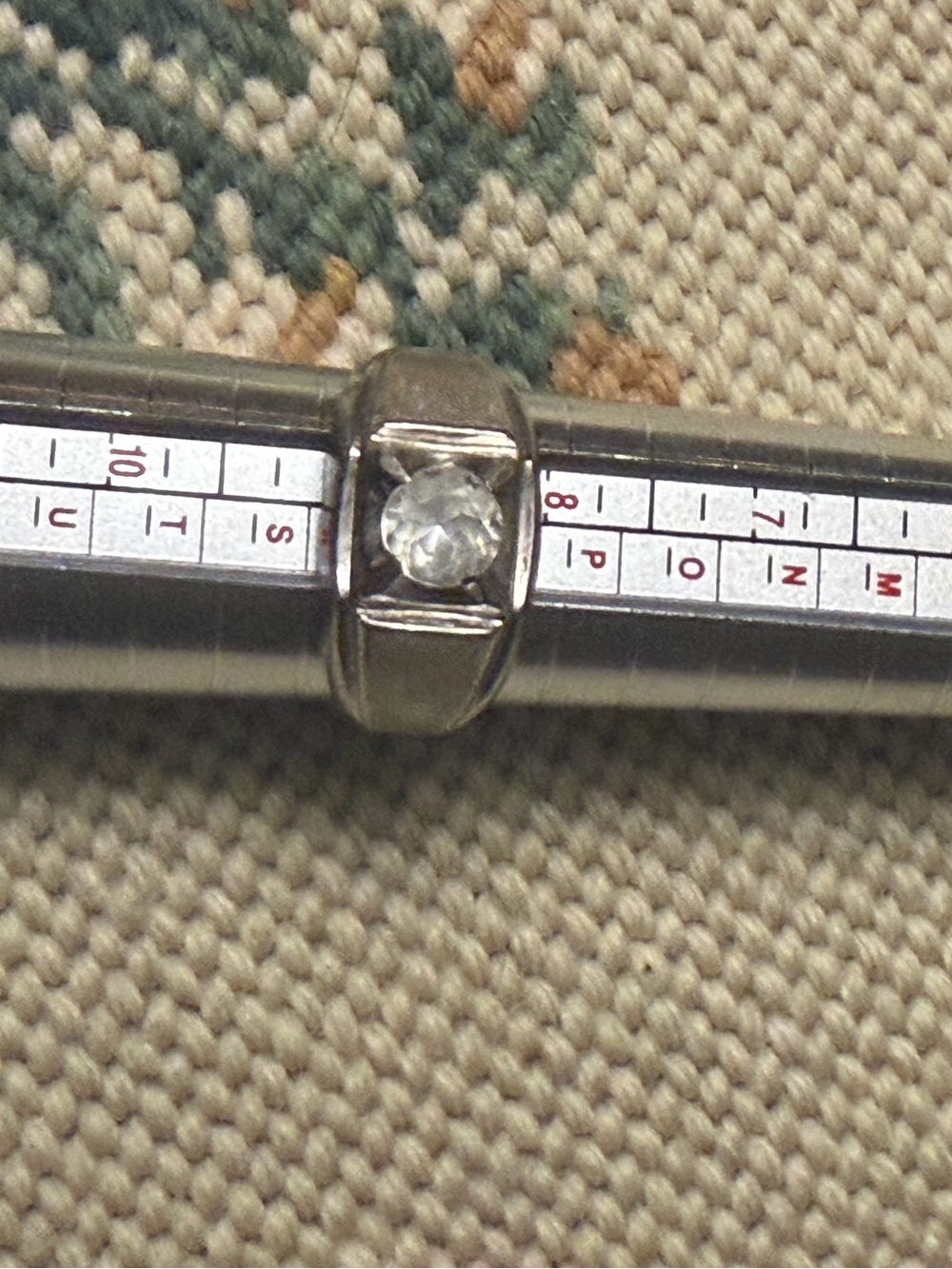 Vintage men's art deco style gold plated ring, hallmarked